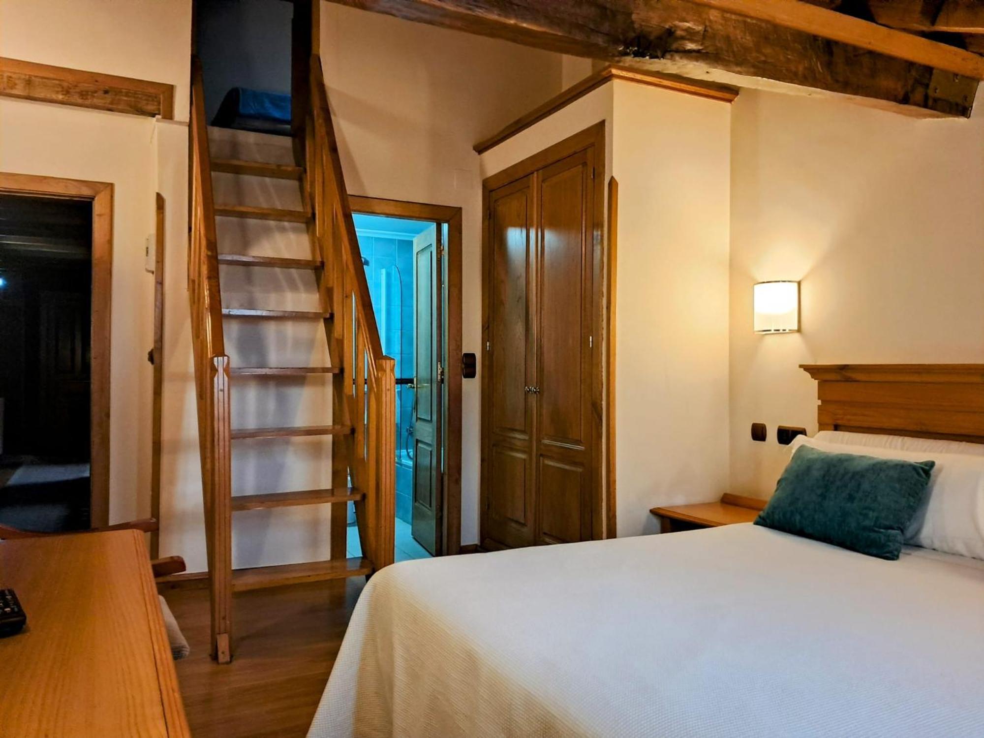 Hotel San Roque Reinosa Eksteriør bilde