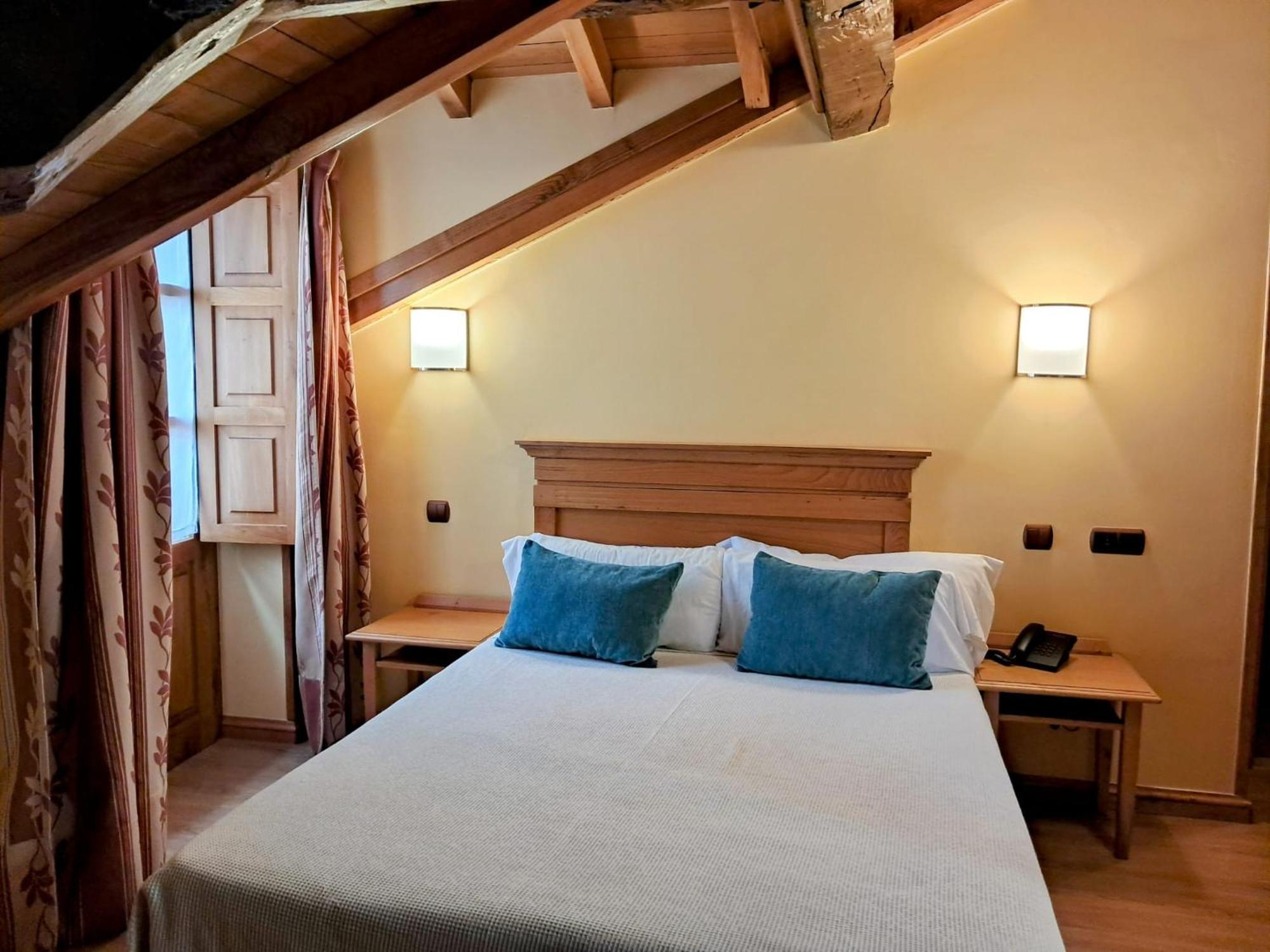Hotel San Roque Reinosa Eksteriør bilde