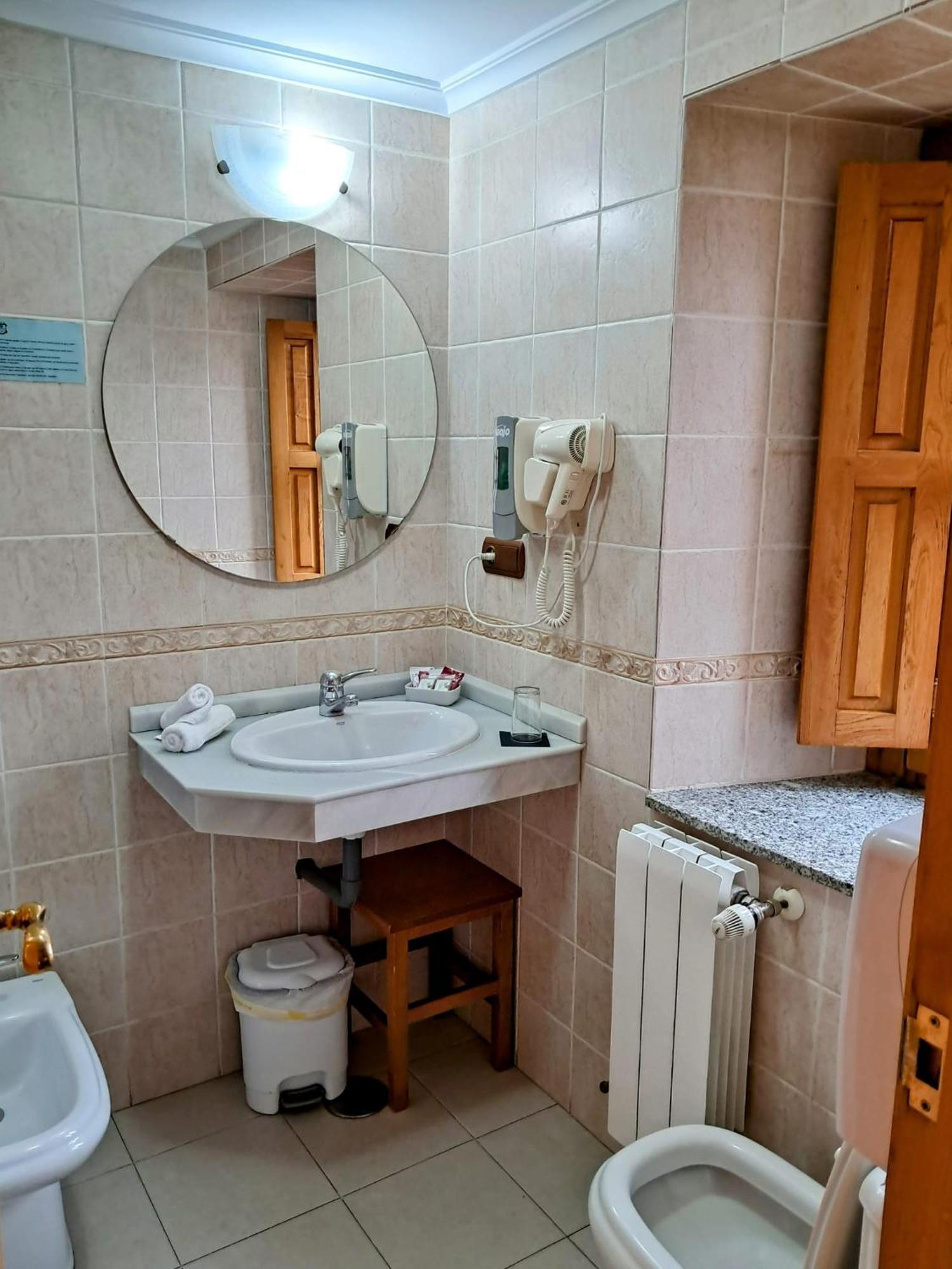 Hotel San Roque Reinosa Eksteriør bilde